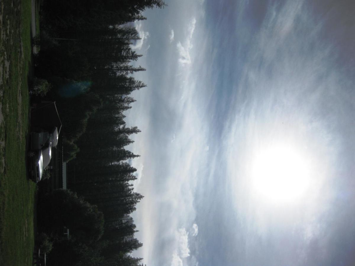 Alpine Holiday Apartments & Campground Hanmer Springs Bagian luar foto