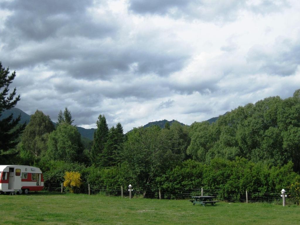 Alpine Holiday Apartments & Campground Hanmer Springs Bagian luar foto
