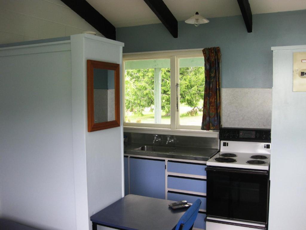 Alpine Holiday Apartments & Campground Hanmer Springs Bagian luar foto