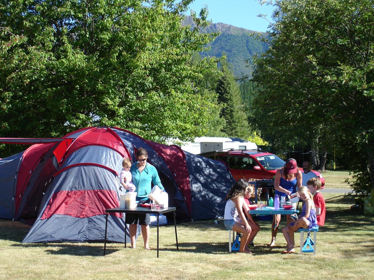 Alpine Holiday Apartments & Campground Hanmer Springs Bagian luar foto