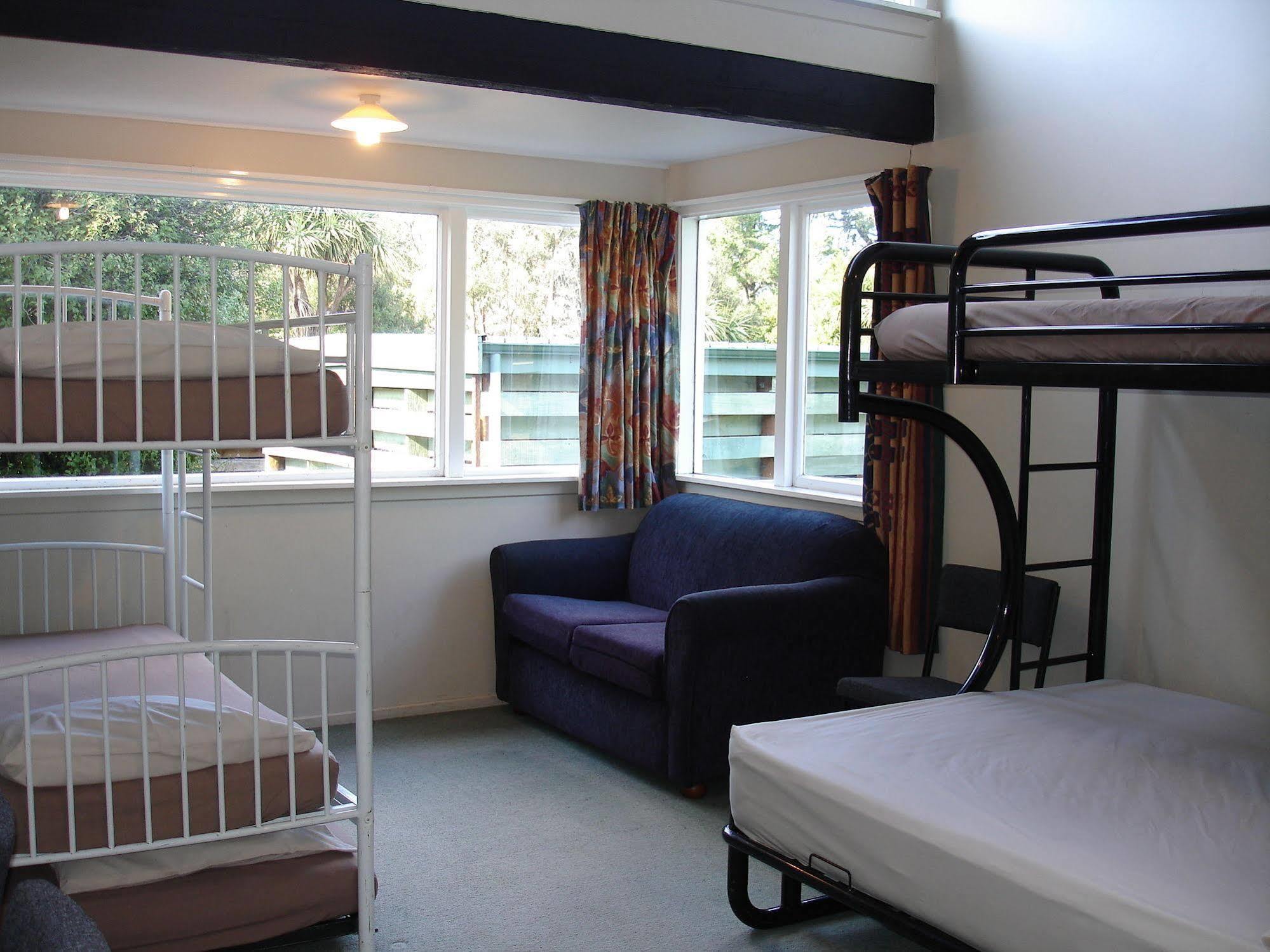 Alpine Holiday Apartments & Campground Hanmer Springs Bagian luar foto