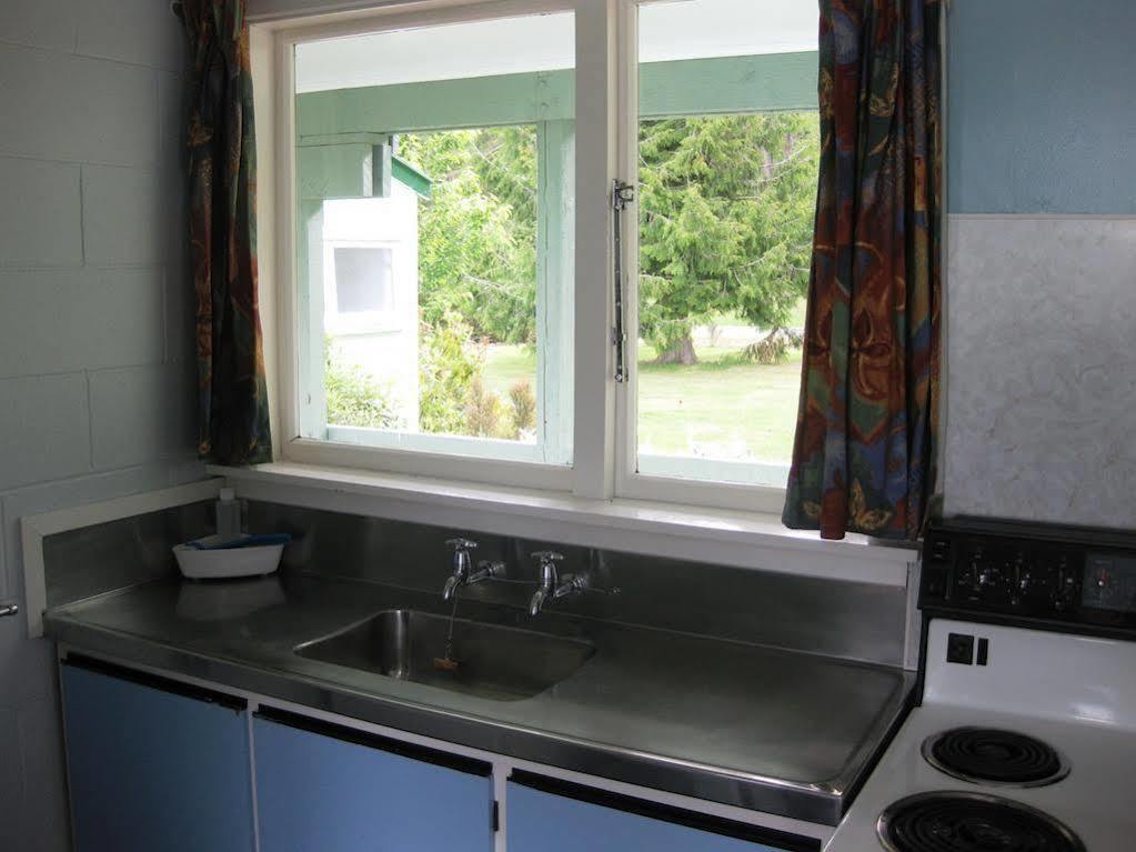 Alpine Holiday Apartments & Campground Hanmer Springs Bagian luar foto